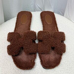 Hermes Oran Sandals Sz 41.5